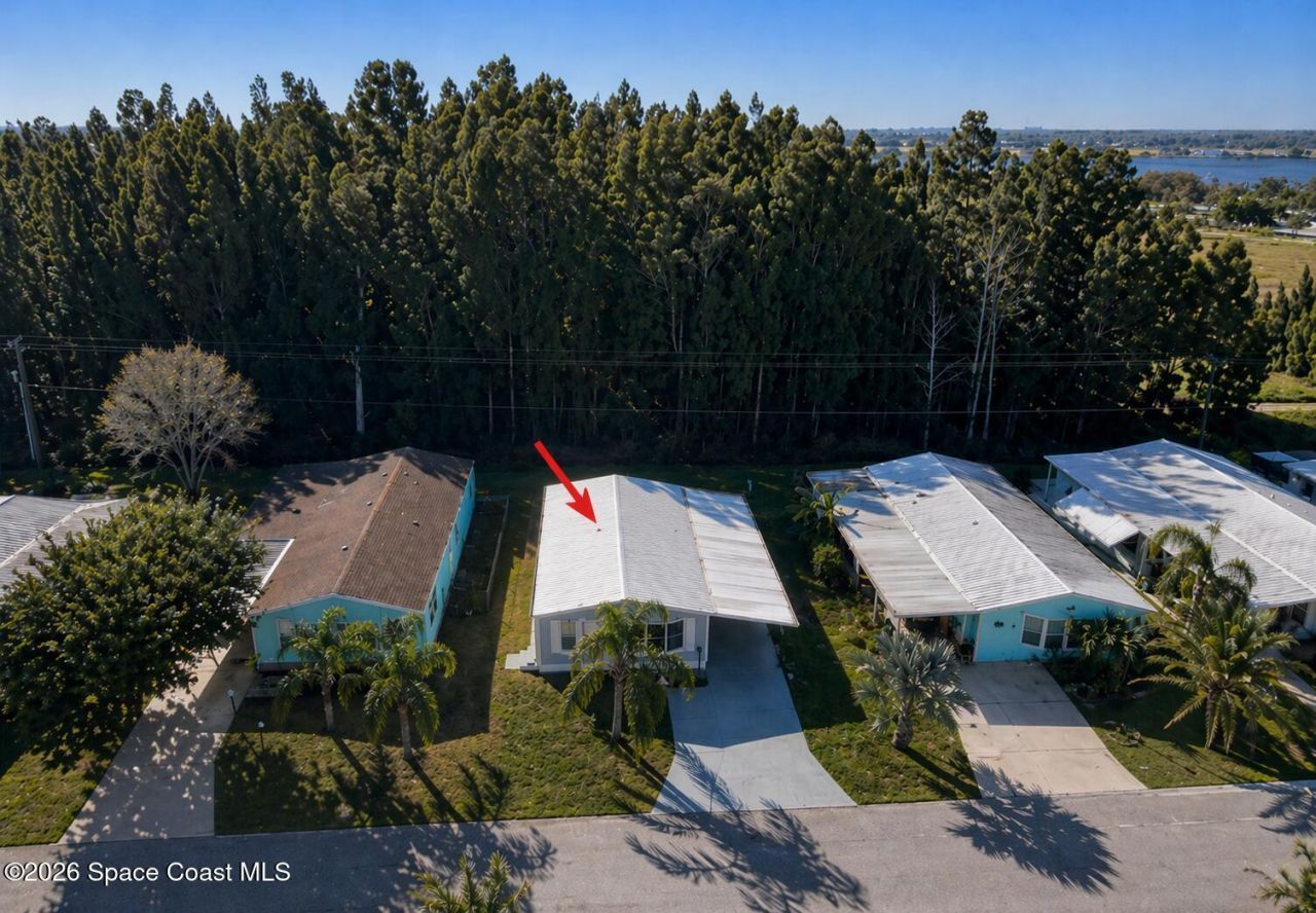421 Papaya Circle, Barefoot Bay, FL 32976 Photo