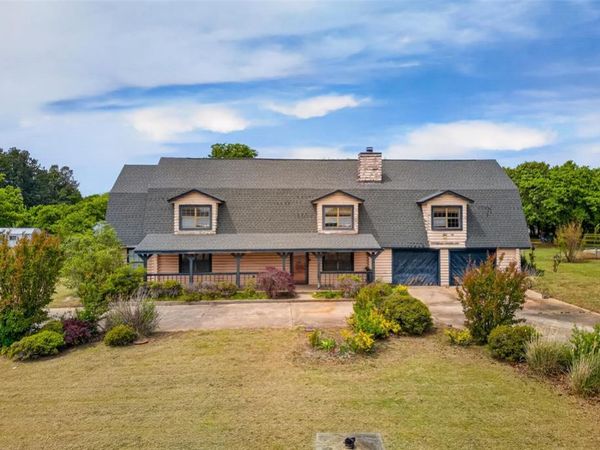 1841 Love Lane, Choctaw, OK 73020