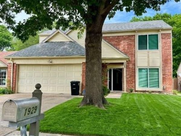 1929 Smokey Mountain Trail , Mesquite, TX 75149
