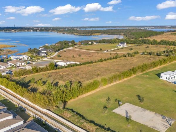 11711 FLYNN COURT , WINTER GARDEN, FL 34787