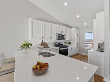 2278 LaTour Drive, Shakopee, MN 55379