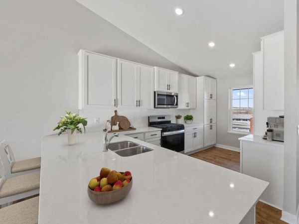 2278 LaTour Drive, Shakopee, MN 55379