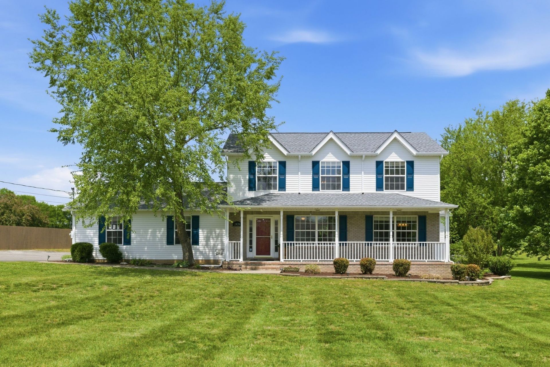 2420 Lakeshore Dr, Spring Hill, TN 37174 Main Photo