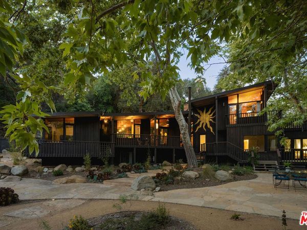 930 Andante Road, Santa Barbara, CA 93105