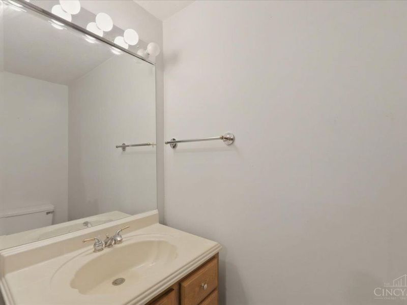 10757 Fallsington Court, Blue Ash, OH 45242 Photo 37