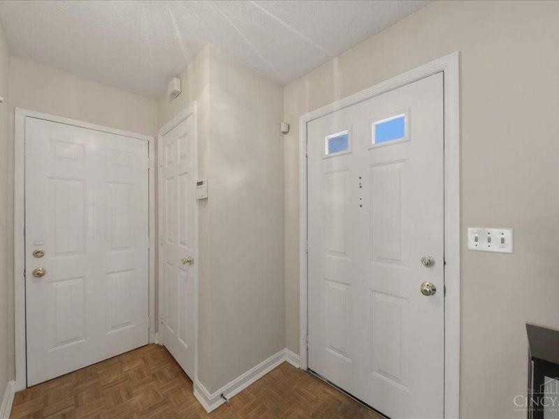 10757 Fallsington Court, Blue Ash, OH 45242 Photo 6