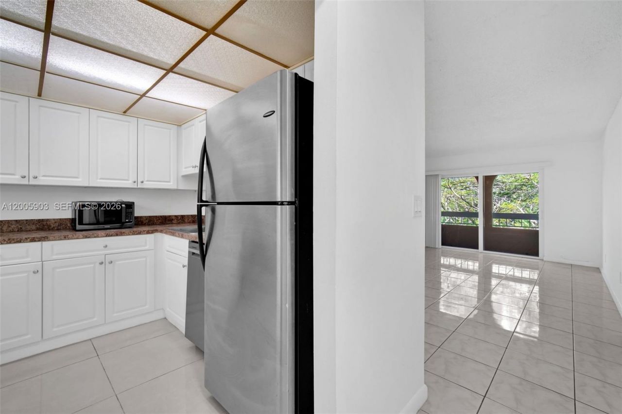 8103 Camino Real , Unit C-314, Miami, FL 33143 Photo