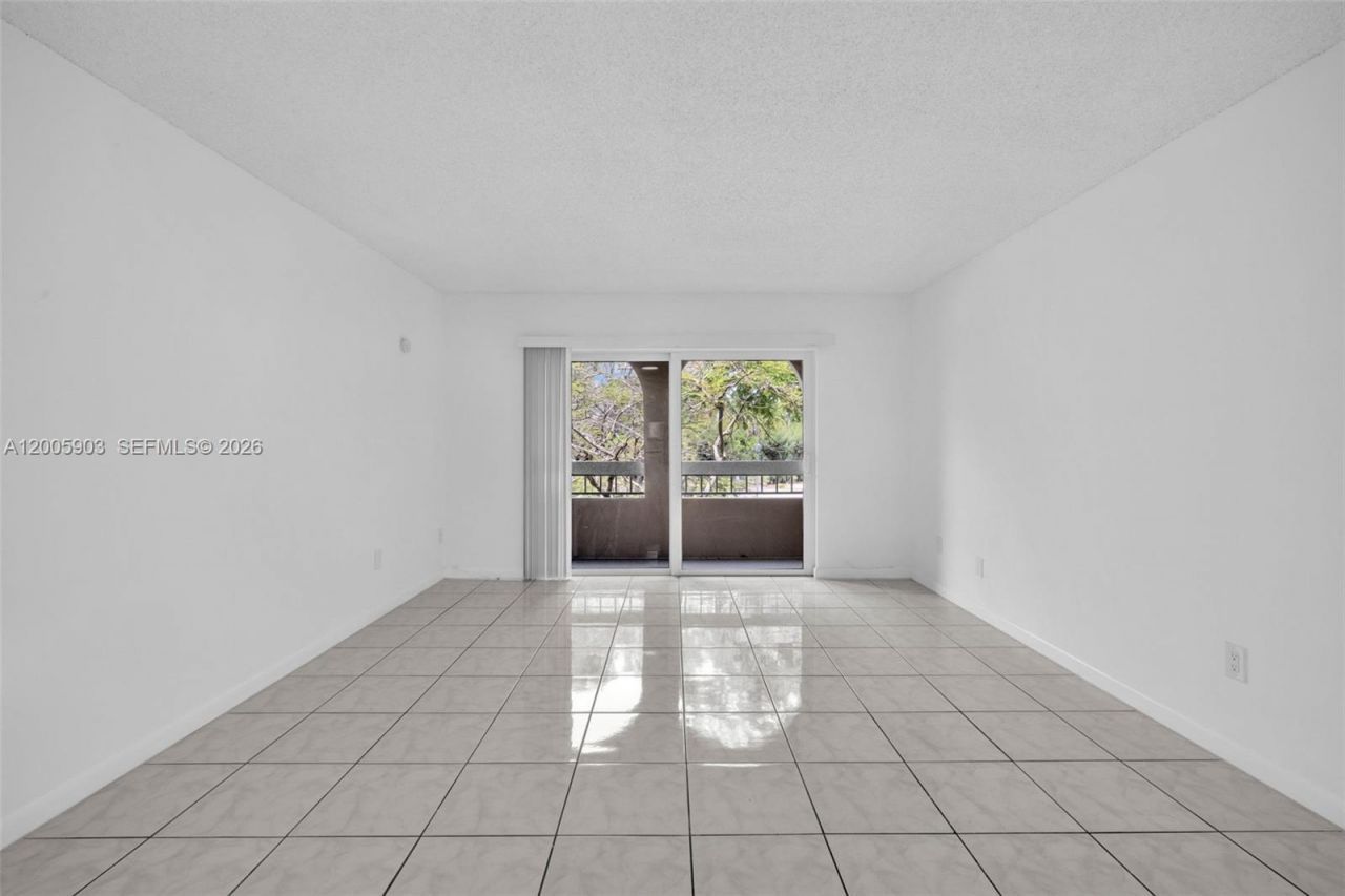 8103 Camino Real , Unit C-314, Miami, FL 33143 Photo