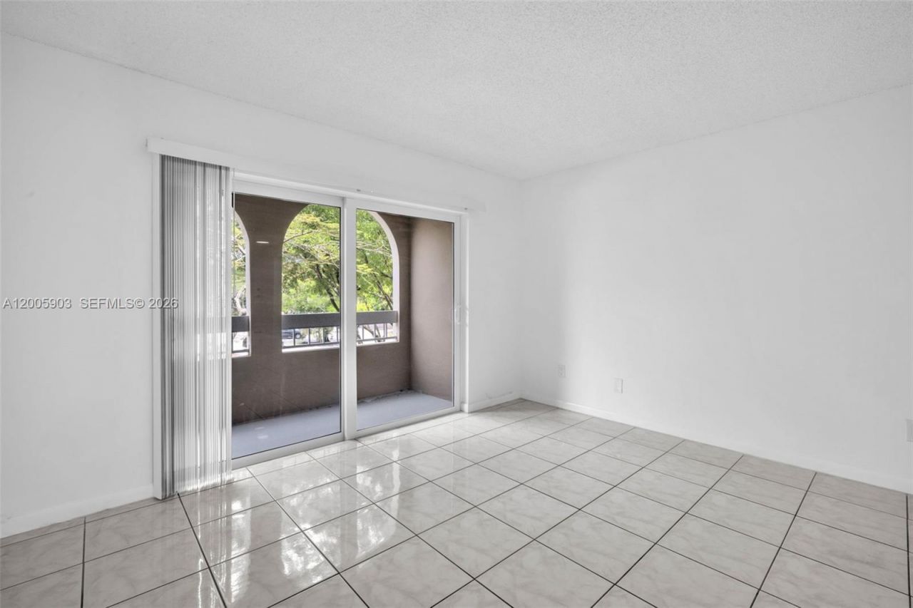 8103 Camino Real , Unit C-314, Miami, FL 33143 Photo