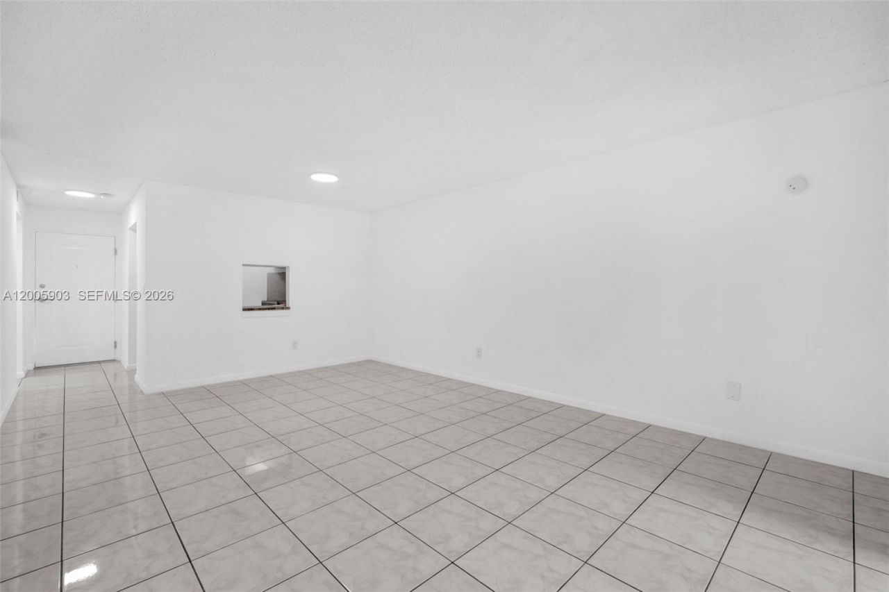 8103 Camino Real , Unit C-314, Miami, FL 33143 Photo