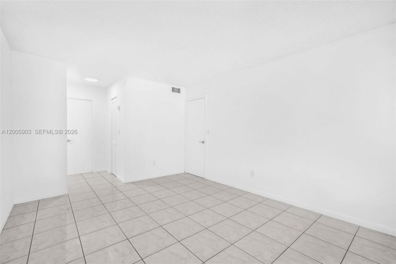 8103 Camino Real , Unit C-314, Miami, FL 33143 Photo