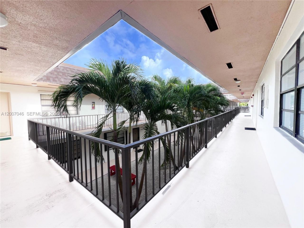 8287 SW 128th St , Unit 205, Pinecrest, FL 33156 Photo