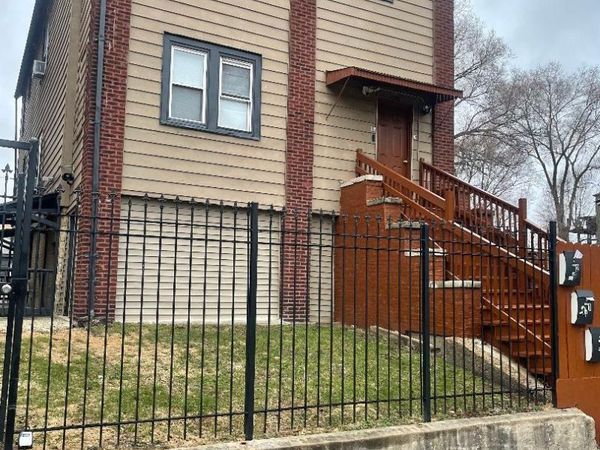 5918 S Calumet Avenue , Unit 1, Chicago, IL 60637