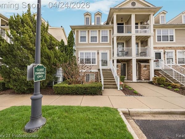 1116 Faulkner Loop, Troy, MI 48083