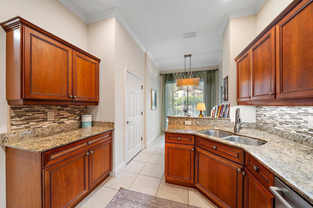 8406 Miramar Way , Unit 8406, Lakewood Ranch, FL 34202 Photo