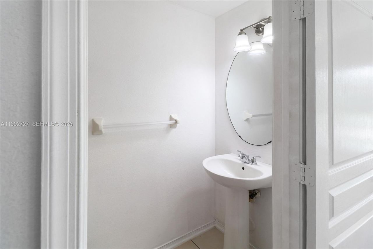 7858 Sanibel Dr, Tamarac, FL 33321 Photo