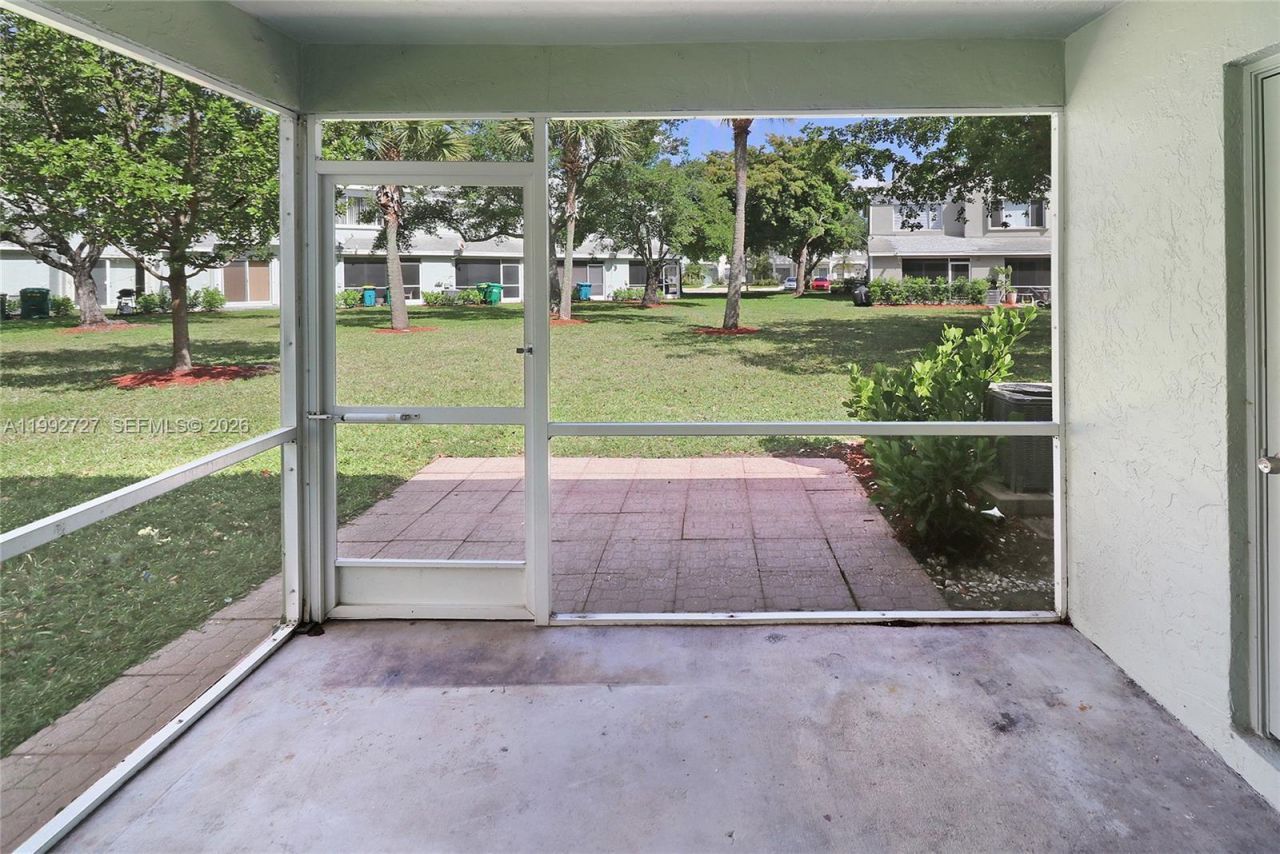 7858 Sanibel Dr, Tamarac, FL 33321 Photo