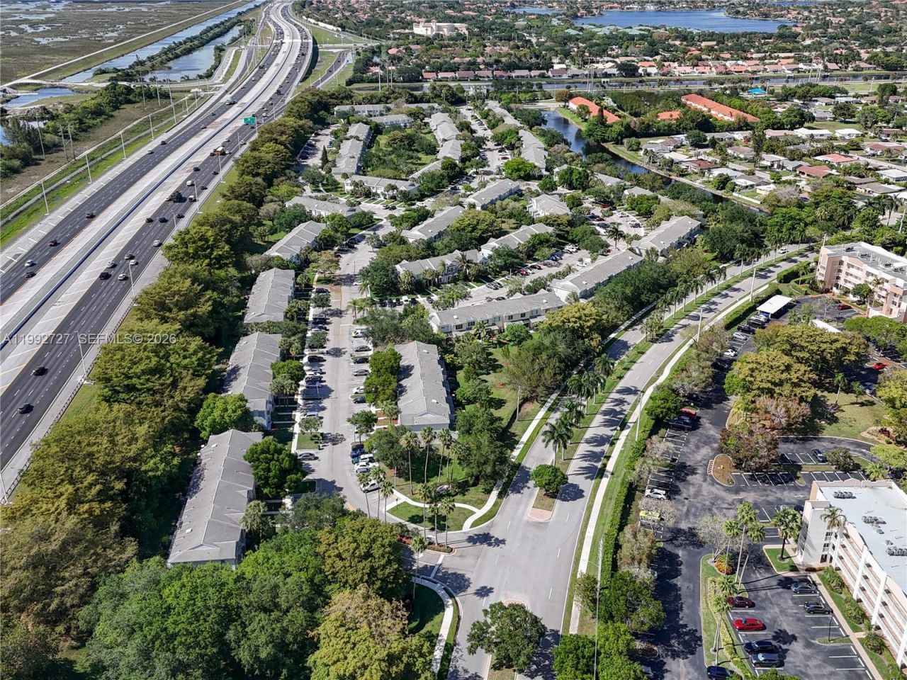 7858 Sanibel Dr, Tamarac, FL 33321 Photo