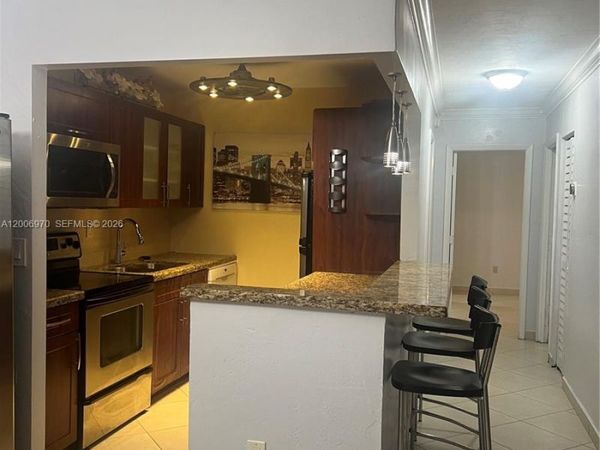 5505 NW 7th St , Unit W315, Miami, FL 33126