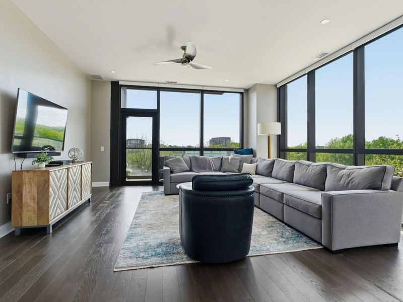 250 W Spring Street , Unit 326, Columbus, OH 43215 Photo 18