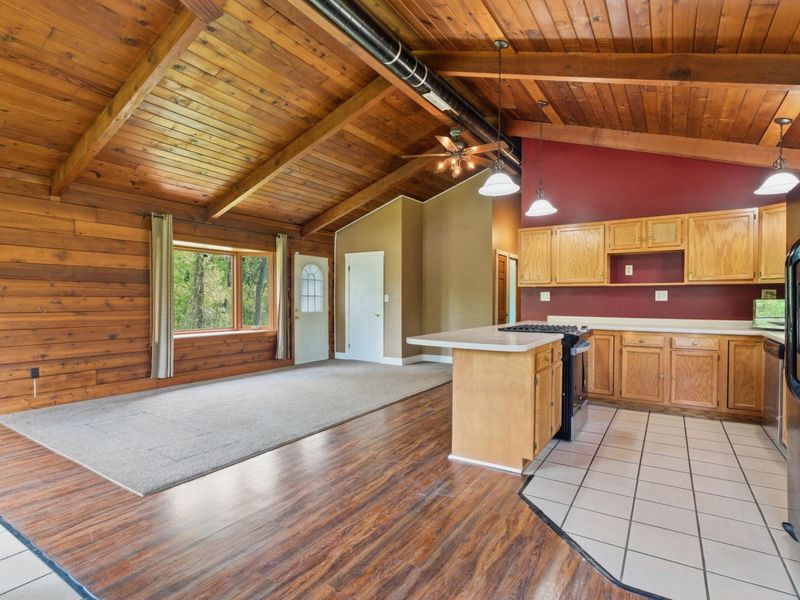 37011 Scout Road , Logan, OH 43138 Photo 10