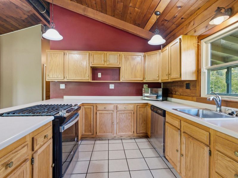 37011 Scout Road , Logan, OH 43138 Photo 13