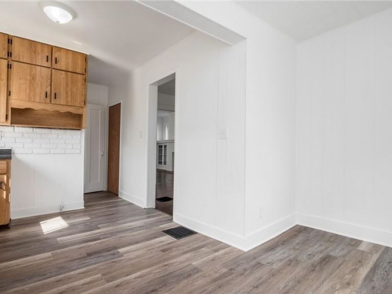 954 Pershing Road , Zanesville, OH 43701 Photo 19