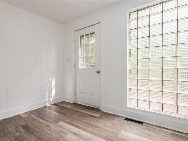 954 Pershing Road , Zanesville, OH 43701 Photo 21