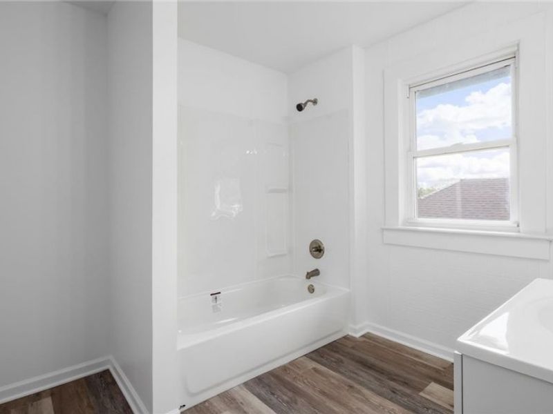 954 Pershing Road , Zanesville, OH 43701 Photo 32