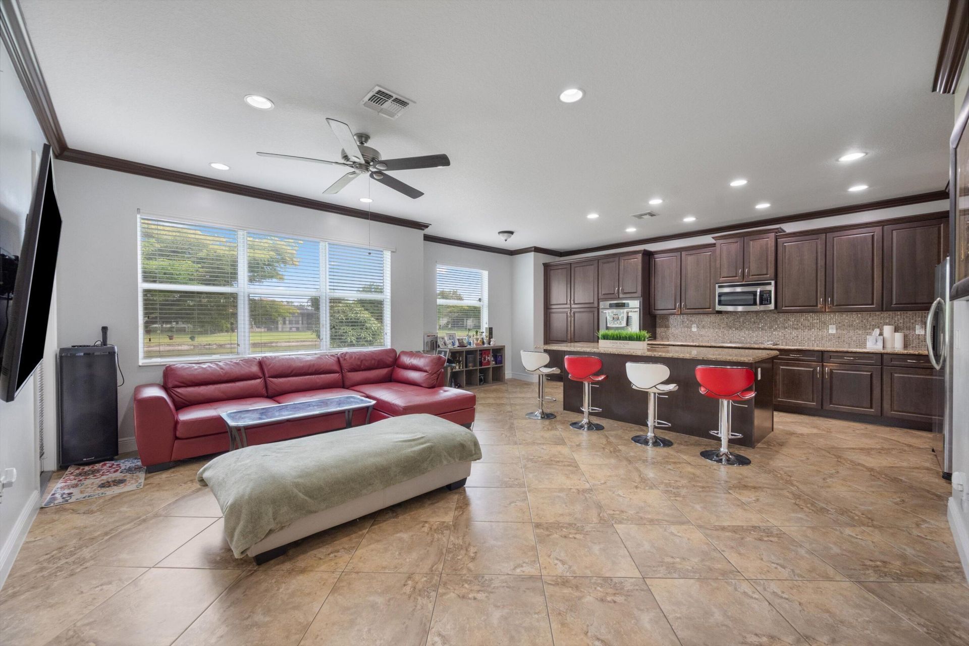 2352 Bellarosa Circle, West Palm Beach, FL 33411 Photo