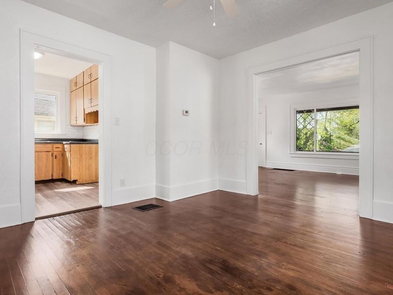 954 Pershing Road , Zanesville, OH 43701 Photo 16