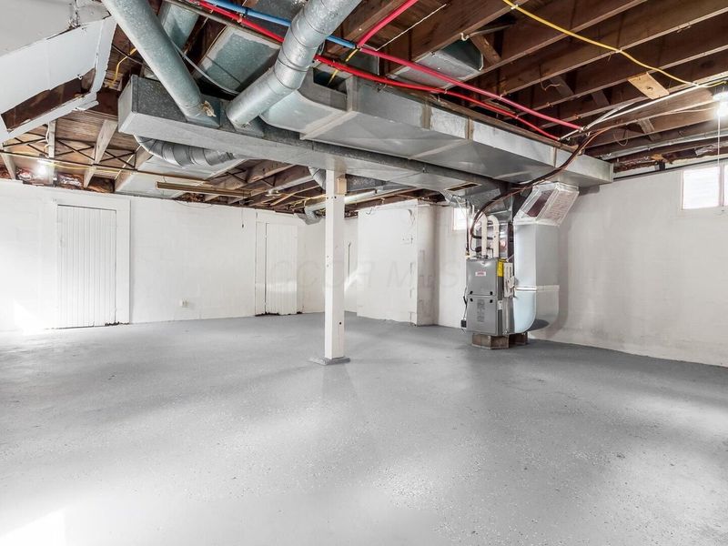 954 Pershing Road , Zanesville, OH 43701 Photo 35