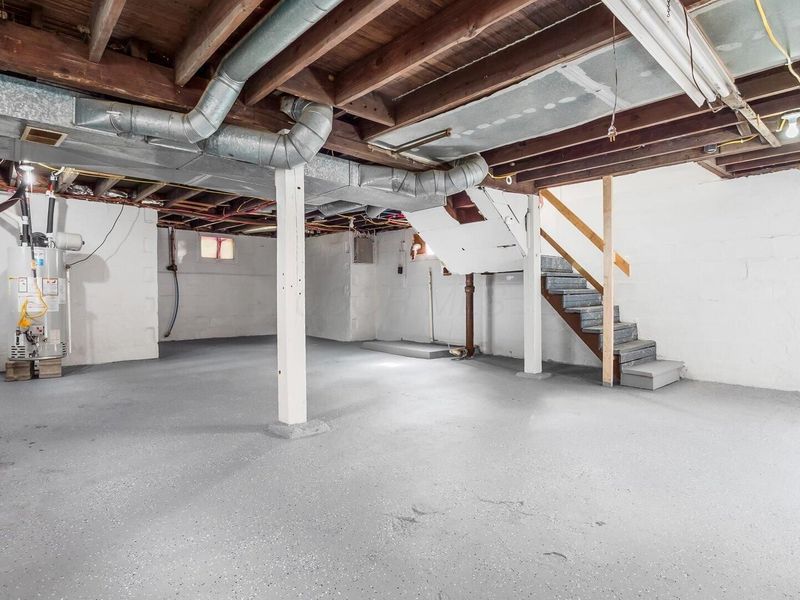 954 Pershing Road , Zanesville, OH 43701 Photo 36