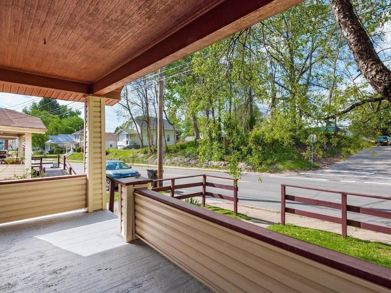 954 Pershing Road , Zanesville, OH 43701 Photo 9