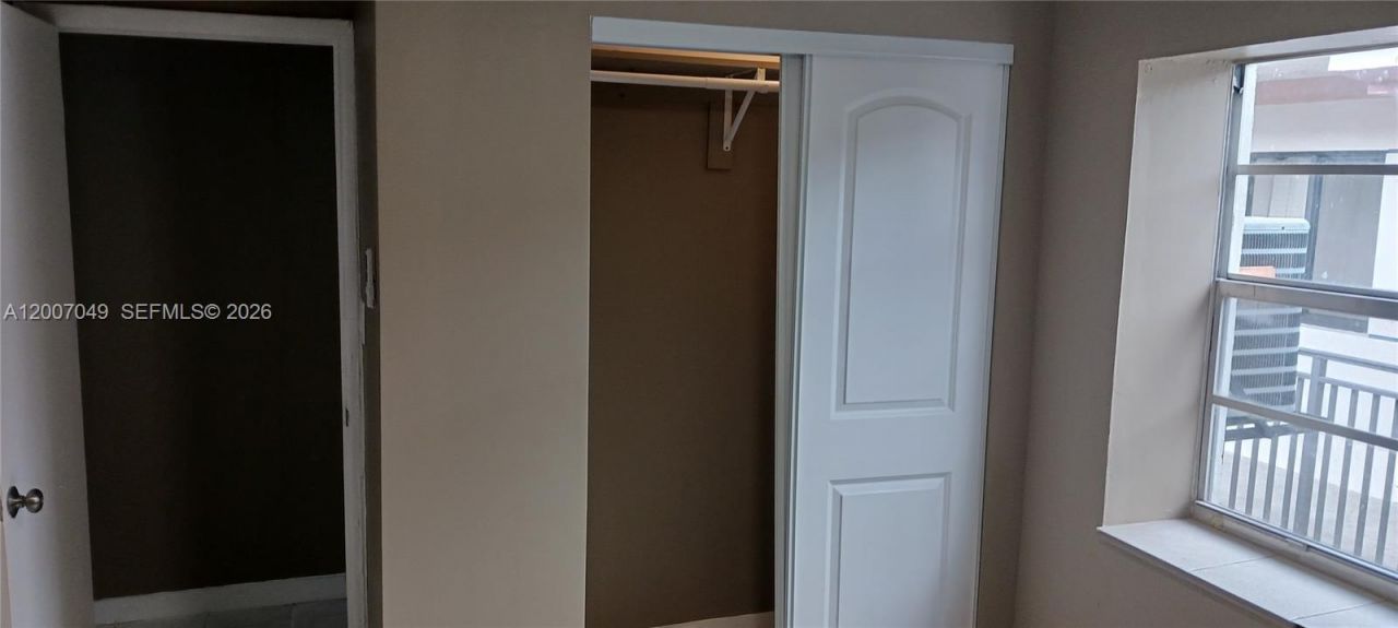 2272 SW 8th St , Unit 3, Miami, FL 33135 Photo