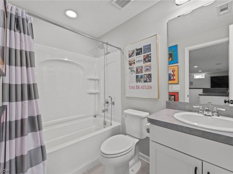 2262 Norton Place, Avon, OH 44011 Photo 42