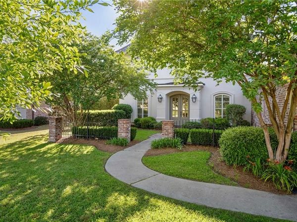 618 MILLIKENS Bend, Covington, LA 70433