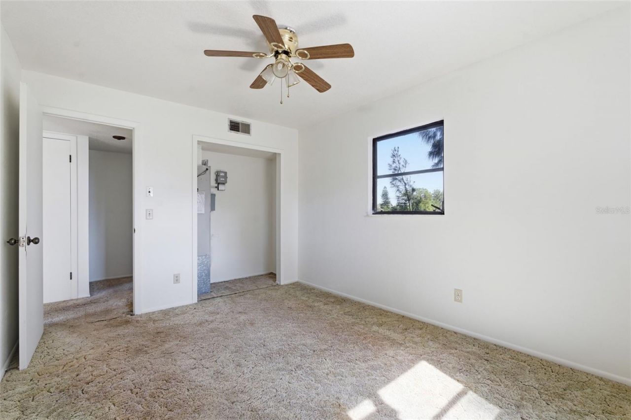 8221 Riverside Dr Ne, Saint Petersburg, FL 33702 Photo