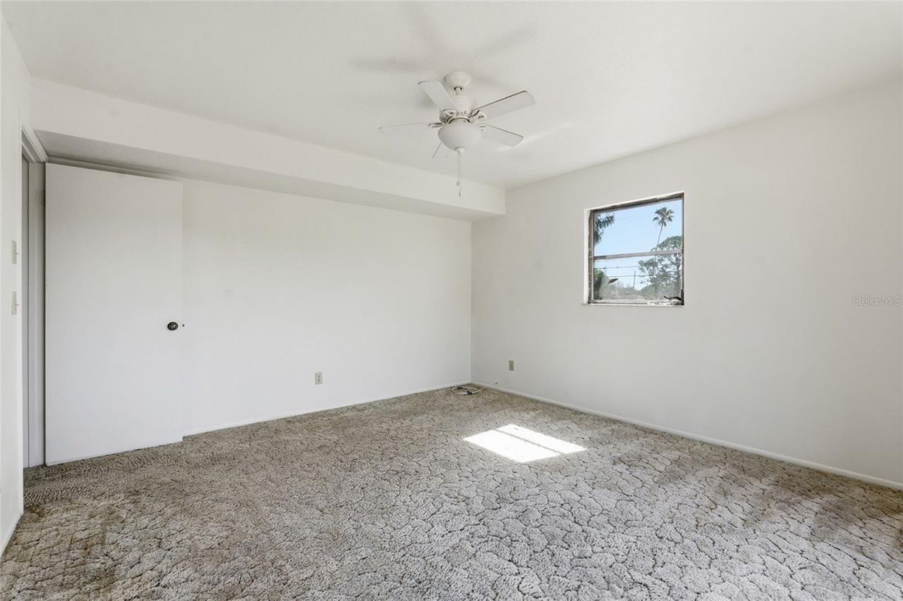 8221 Riverside Dr Ne, Saint Petersburg, FL 33702 Photo