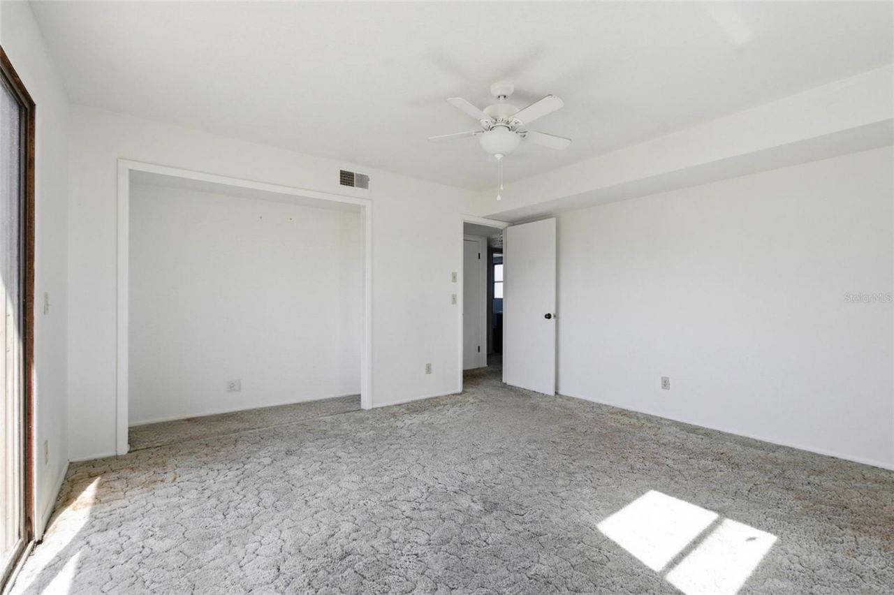 8221 Riverside Dr Ne, Saint Petersburg, FL 33702 Photo