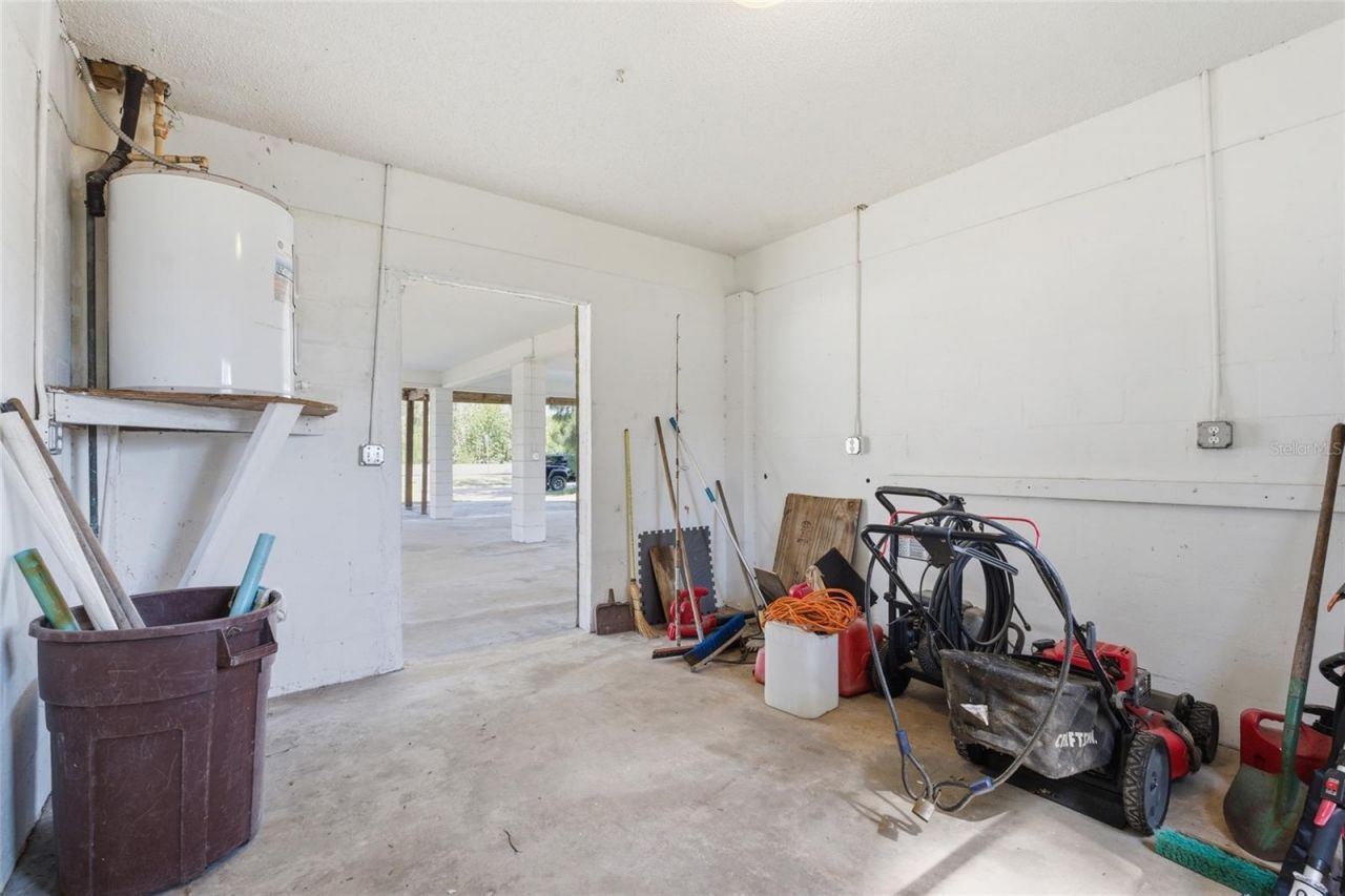 8221 Riverside Dr Ne, Saint Petersburg, FL 33702 Photo