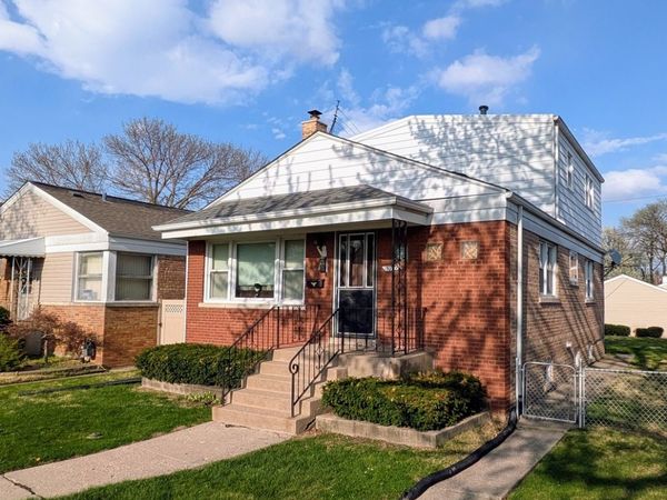 5739 S Mayfield Avenue , Chicago, IL 60638