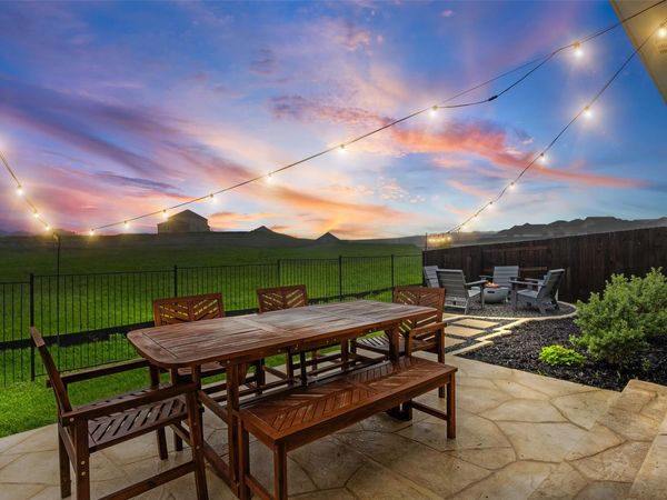 858 Papaya DR, Buda, TX 78610