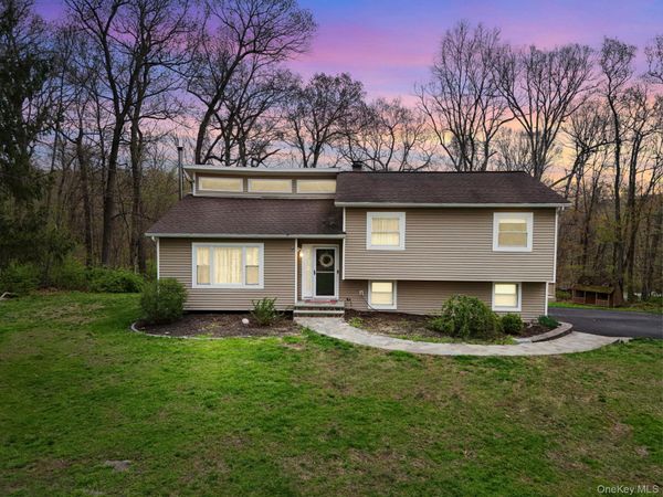 325 Oak Ridge Road , Hopewell Junction, NY 12533