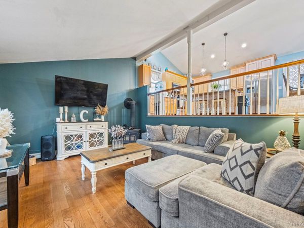 325 Oak Ridge Road , Hopewell Junction, NY 12533