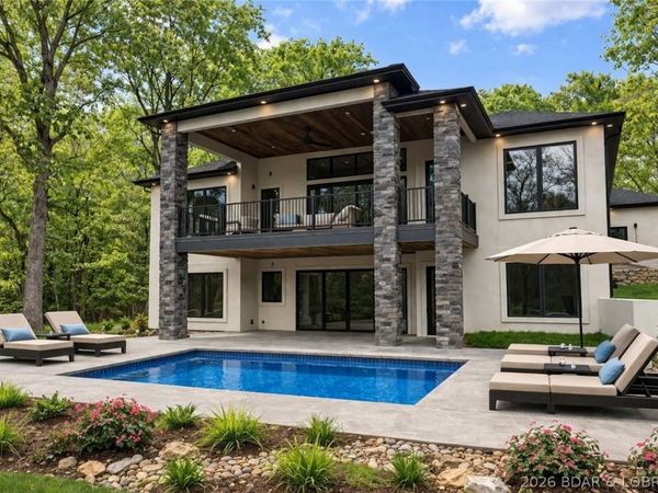 241 Grand View Drive , Porto Cima, MO 65079