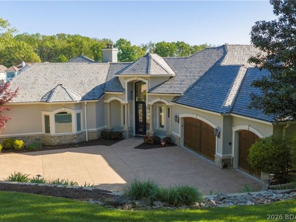 1161 Via Appia Drive , Sunrise Beach, MO 65079