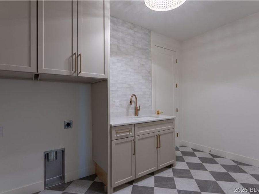Property Image 83