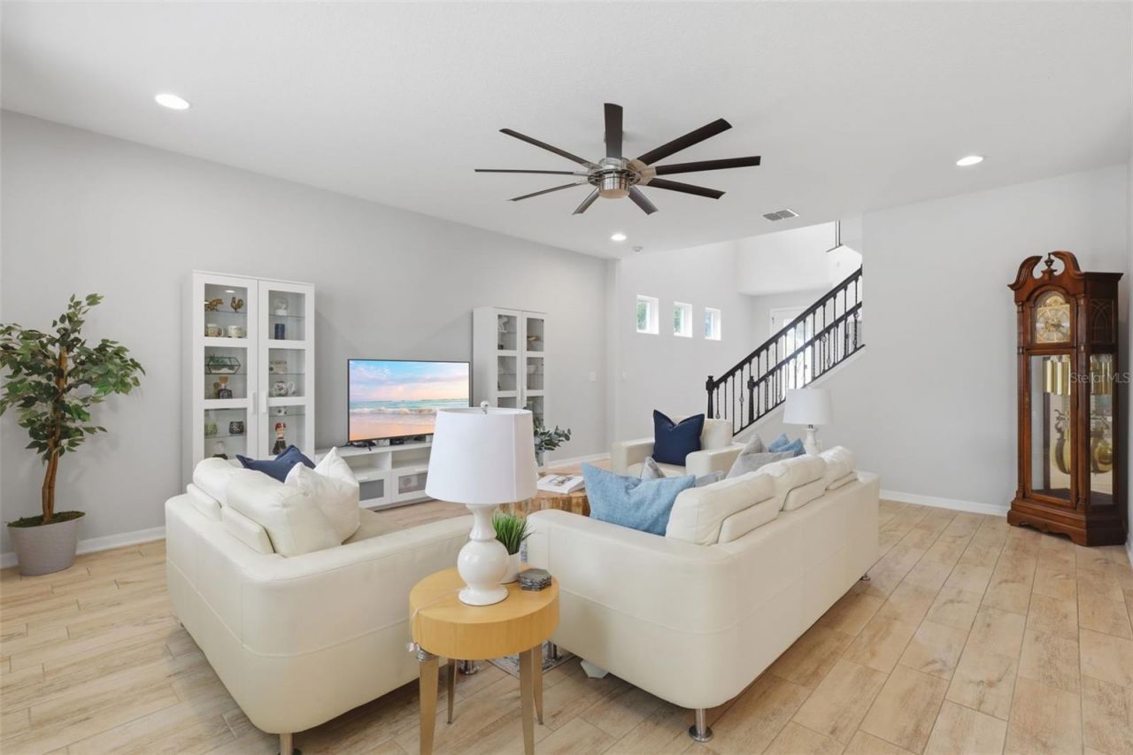 2748 Peony Drive, Oviedo, FL 32766 Photo