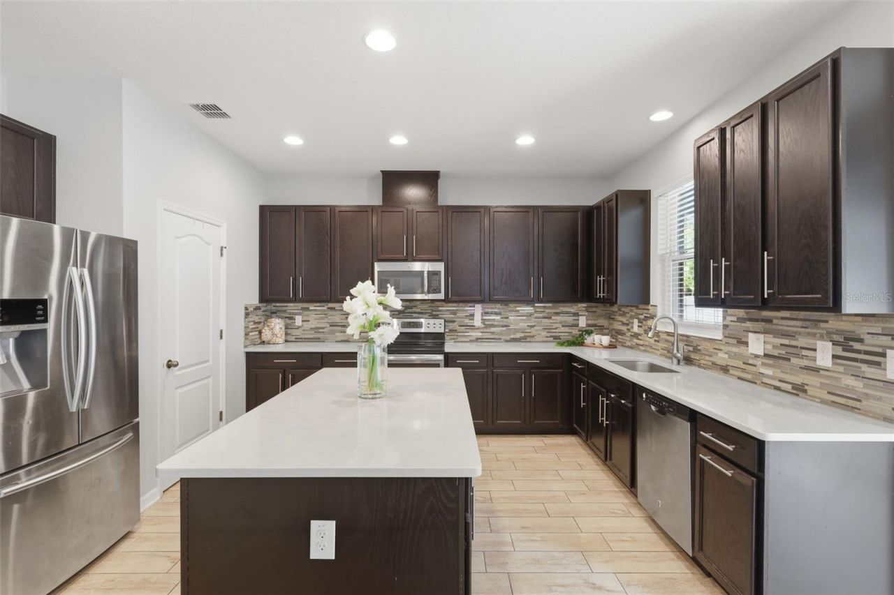 2748 Peony Drive, Oviedo, FL 32766 Photo